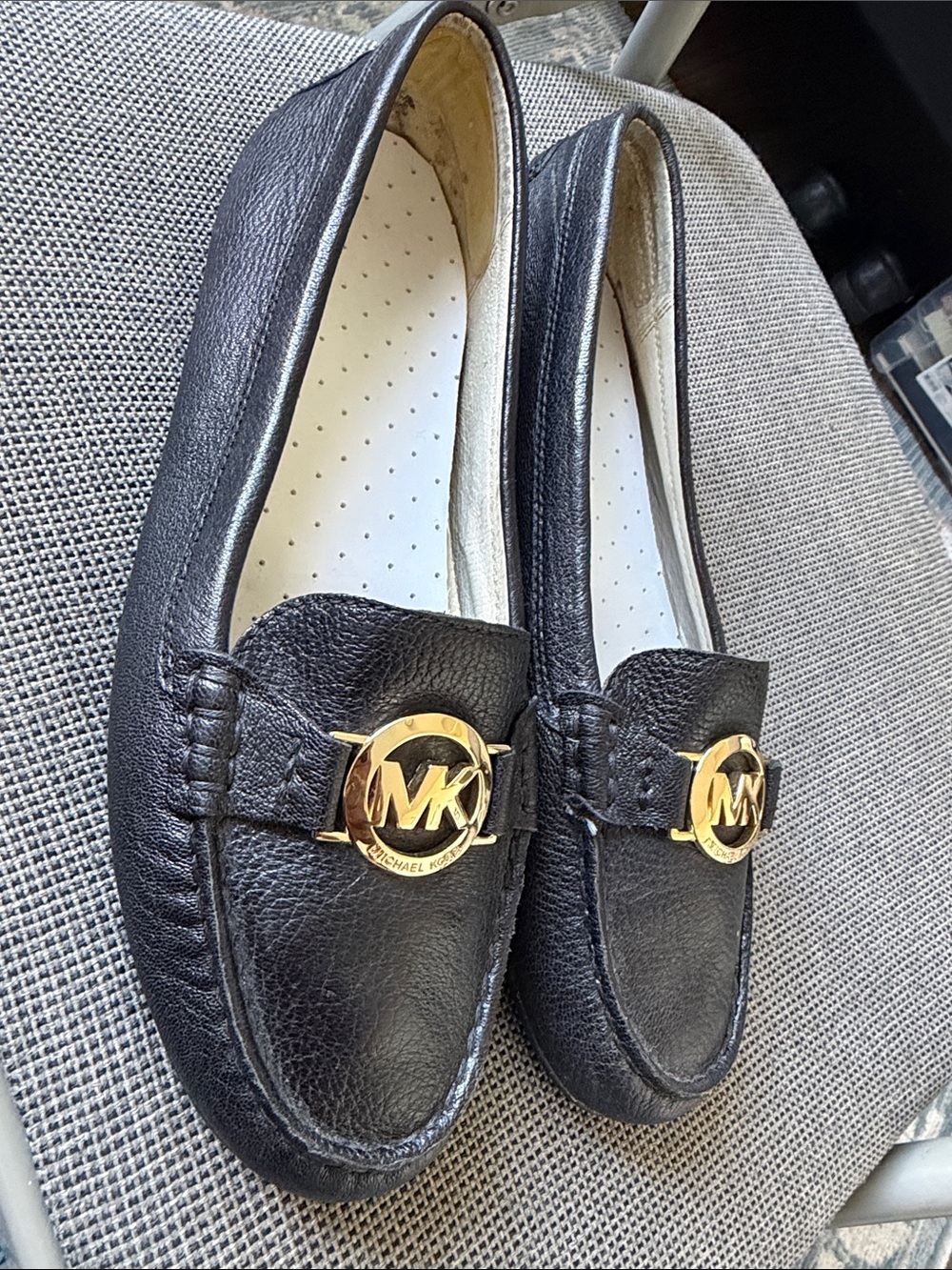 Michael Kors Black Leather Loafers – Size 8.5 - Picture 2 of 12